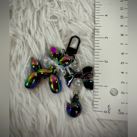 Balloon Dog Black Iridescent with Bow Bag Charm/ Keychain - Picture 4 of 4